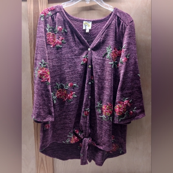Fig and Flower Embroidered Cardigan/Size 1X maroon,floral,bell sleeve. - Picture 1 of 12